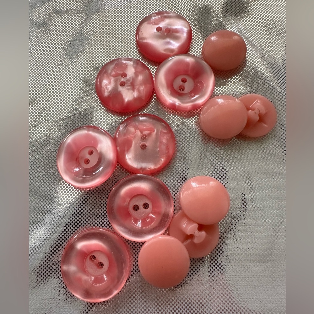 *Bundle 3 for 1 -Vintage ~pink/blush buttons bundle. Set of 13
